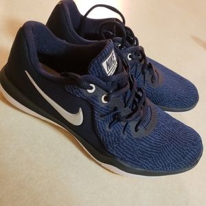 NIKE FLEX SUPREME TR6 NWOT